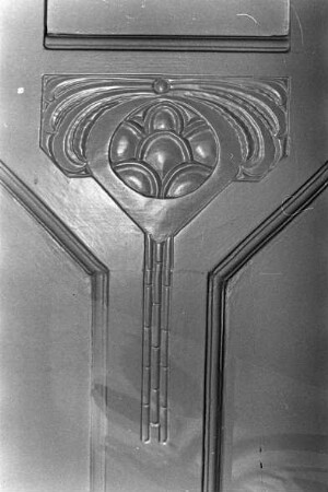 Lübecker Straße (2): Bauernhof: Wohnhaus: Innenansicht: Flur: Zimmertür, Detailaufnahme