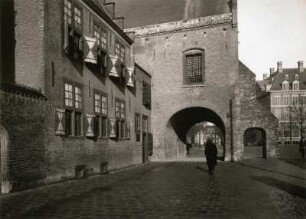 Den Haag, Gefängnis : Den Haag. Früheres Gefängnis (Torbau)