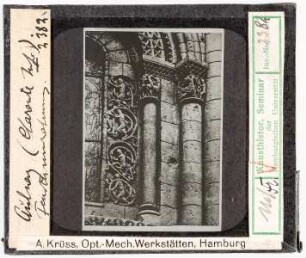 Aulnay, St. Pierre: Apsis, Chorfenster, Umrahmung