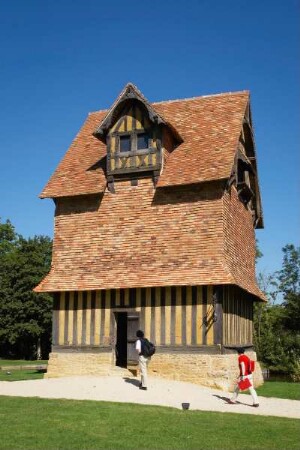 Frankreich. Basse Normandie. Calvados. Crevecöur en Auge. Chateau. Burganlage. 11 bis 15 Jahrhundert. Taubenhaus