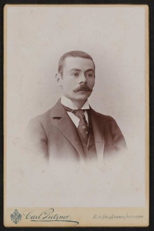 Portrait von Leopold von Andrian, Halbprofil, Blick nach rechts