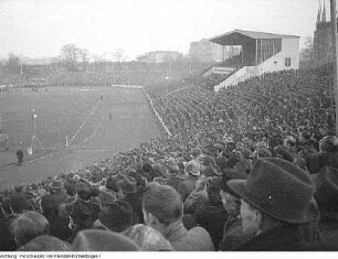 Dresden, Heinz-Steyer-Stadion, Massenveranstaltung (Fußball), 1952