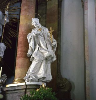 Hochaltar mit der heiligen Familie, den heiligen Johann Nepomuk und Franz Xaver — Heiliger Franz Xaver