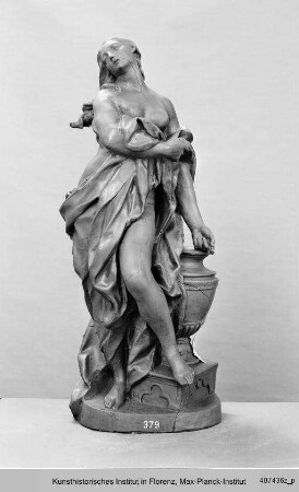Paolina, Gemahlin Senecas - Statua rappresentante Paolina moglie di Seneca svenato, che il sangue cade in un urna