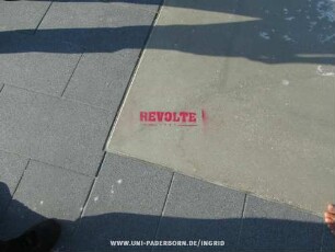 REVOLTE 0221