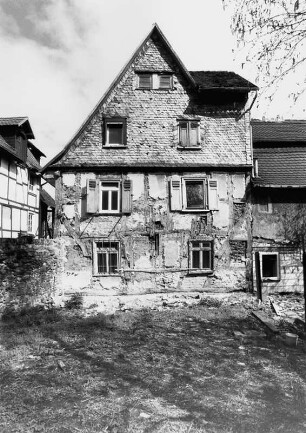 Butzbach, Hirschgasse 22, Mauerstraße 17