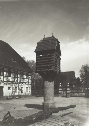 Taubenhaus im Hof des Mühlguts Liebgens-Mühle(?)