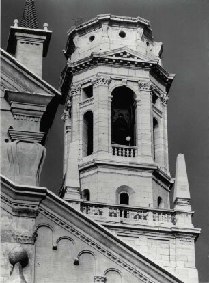 Turm des Doms S. Maria Matricolare