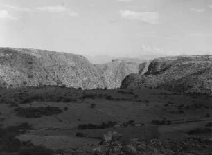 Hochland Eritreas : Blick über einige Berghänge im Hochland Eritreas