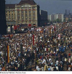 Demonstrationszug zum 1. Mai