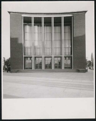 Schauspielhaus, Bochum: Aussenansicht Eingangsseite
