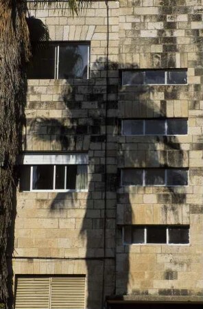 Gebäude