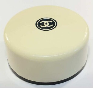 Coco CHANEL - BAD-PUDER