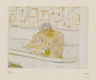 Frau sitzt in der Badewanne