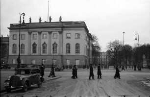 Berlin: Unter den Linden; Nordseite; Ostflügel der Universität