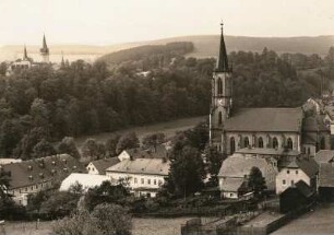 Neuhausen : Blick auf Kirche und Schloß Purschenstein von Süden