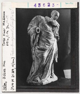 Köln: Torso einer Madonna. Diözesanmuseum