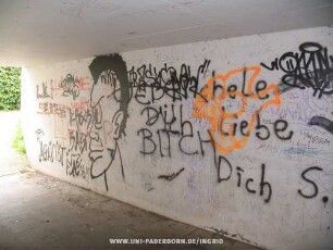 unleserlich | "omS" | AGAiNST FASCISm