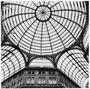 Kuppel der Galleria Umberto, Neapel (Italien)