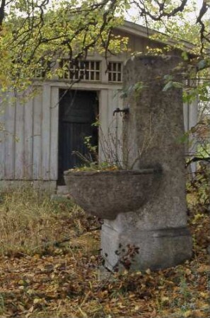 Schörzingen Toilettengebäude Trinkwasserbrunnen