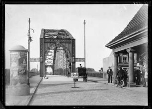 Schönebeck (Elbe). Elbbrücke
