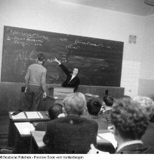 Frau Professor Hasse, Technische Universität Dresden