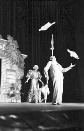 Wintergarten: Blitz Jongleur Ray
