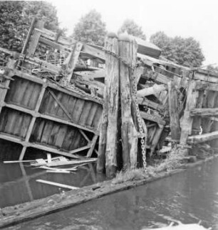 Beschädigung der Klappbrücke Heiligenstedten/Stör
