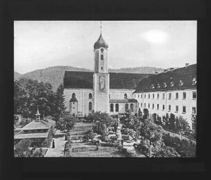 Beuron (im Klostergarten)