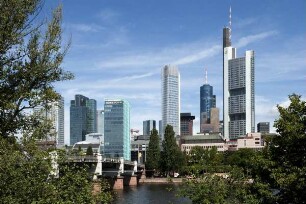 Nationalhaus; Frankfurt, Neue Mainzer Straße 1