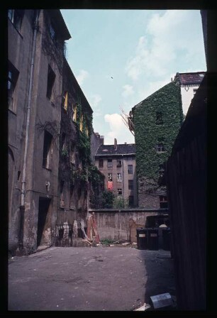 Diapositive: Naunynstr. 39, 1983