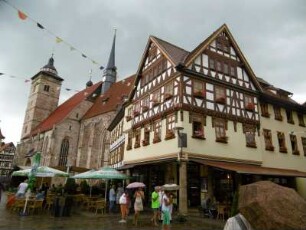 Schmalkalden: Stadtkirche St. Georg und Fachwerkhäuser am Altmarkt