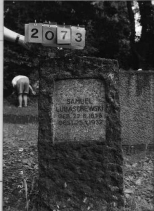 Grabstein 2073 [Hahn S. 147 Grab-Nr. 3014]