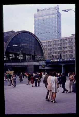 Alexanderplatz 21.5.72.