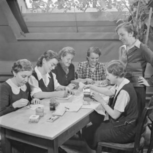 Werkfrauen in der Suppenküche