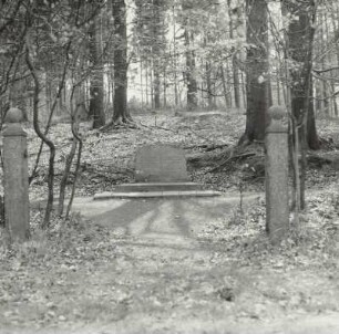 Waldgrabstätte der Familie von Trützschler