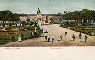 Postkartenalbum mit Motiven von Karlsruhe. "Karlsruhe. Residenzschloss". Schloss mit Schlossplatz und Denkmal für Großherzog Karl Friedrich