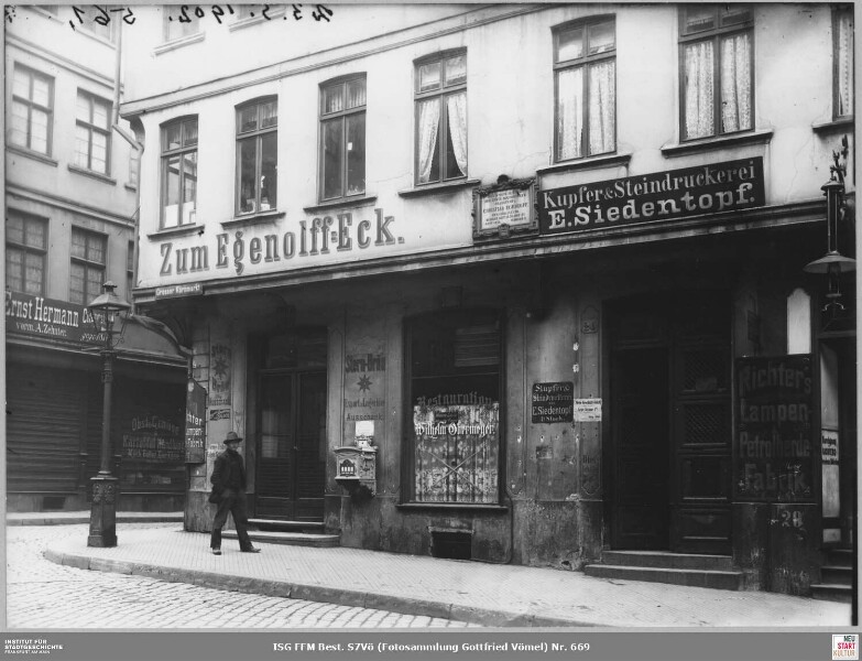 Großer Kornmarkt 20, Erdgeschoss und Erster Stock (Wirkungsstätte Christian Egenolff)