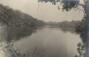 Der Rio Ronuro, erster Nebenfluss des Xingu, Brasilien