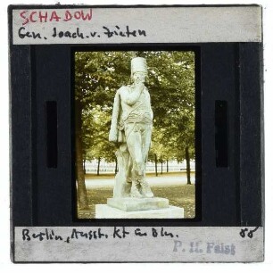 Schadow, Denkmal General Joachim von Zieten