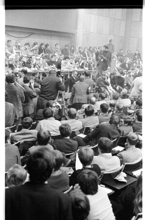 Kleinbildnegativ: Springer-Hearing, Ernst-Reuter-Saal, 1968