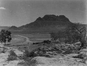 Amba Matara : Der Berg Amba Matara bei Senafe