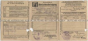 Fl.-Abreisebescheinigung der Bezirksverwaltung Berlin-Wilmersdorf für die Evakuierung eines Ehepaars aus Landsberg (Warthe)