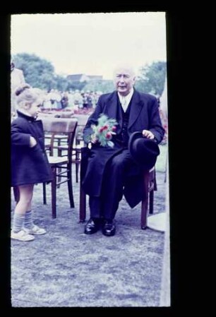 Heuss in Schöneberg 20.7.54.