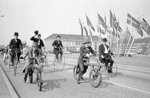 Drais-Ralley Straßburg - Karlsruhe als Werbemaßnahme für die Bundesgartenschau 1967.
