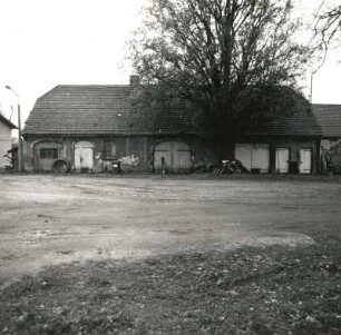 Calau-Saßleben-Reuden. Gutshof. Scheune (1701/1750). Hoffront
