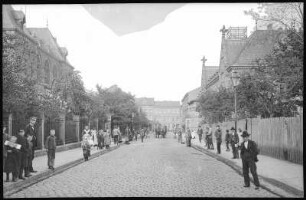 Eisleben. Poststraße mit Postamt und Gymnasium