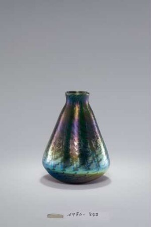 Vase mit irisierendem Schuppenmuster