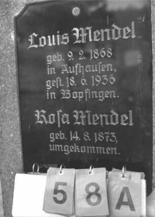 Grabstein 58 (Index: 100008845) Maße HxBxT: 130x54x18 cm Besonderheit: kulturhistorisch wertvoll / hist.-wiss. Gründe (Rosa: Schoah-Opfer); - Doppelgrab (für Eheleute?): Grabstein 58A