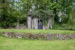 Privatfriedhof der Familie Nordeck zur Rabenau; Rabenau, Anlagen